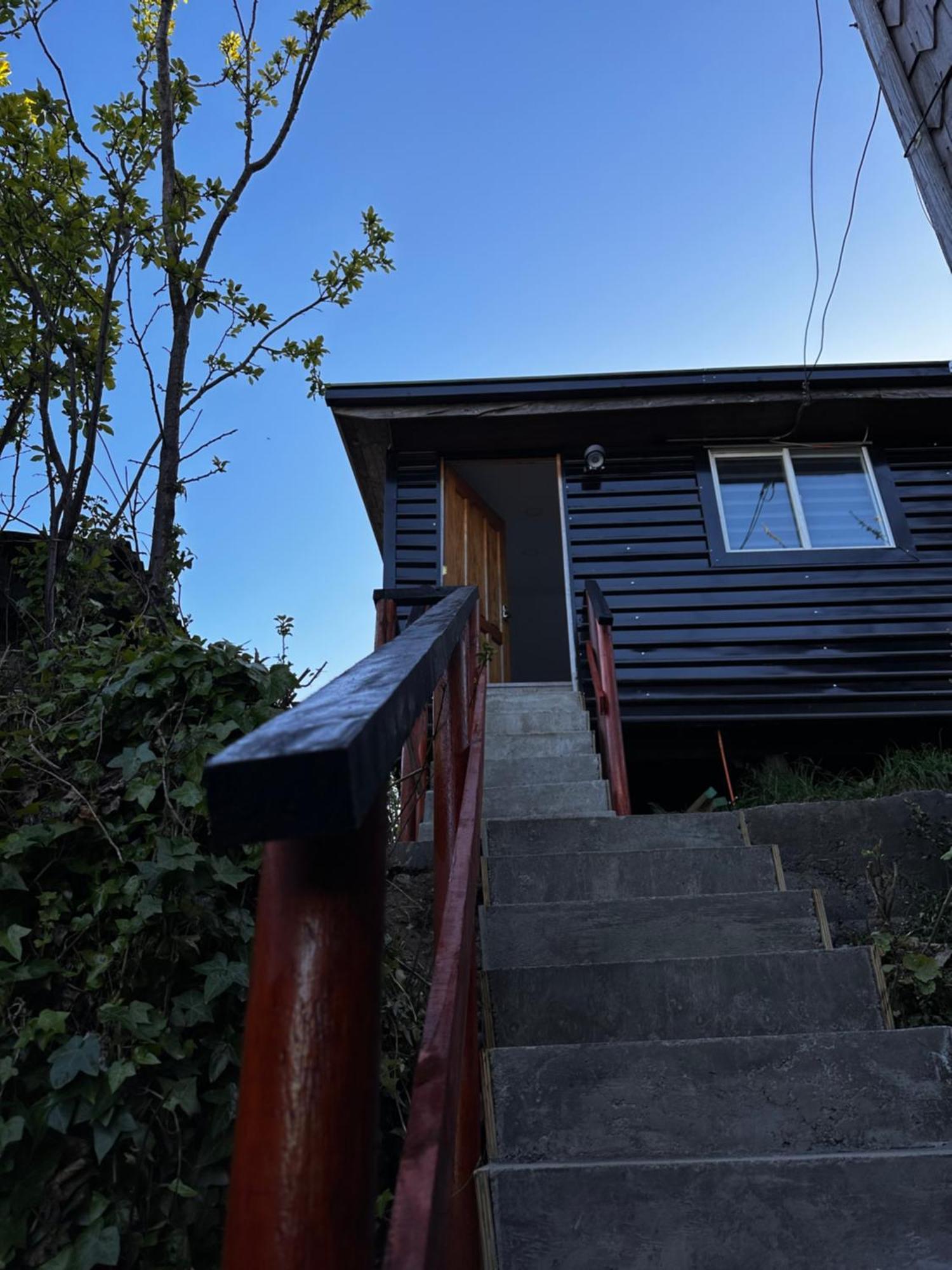 Hostal Y Cabanas Mirando Al Mar Puerto Montt Dış mekan fotoğraf