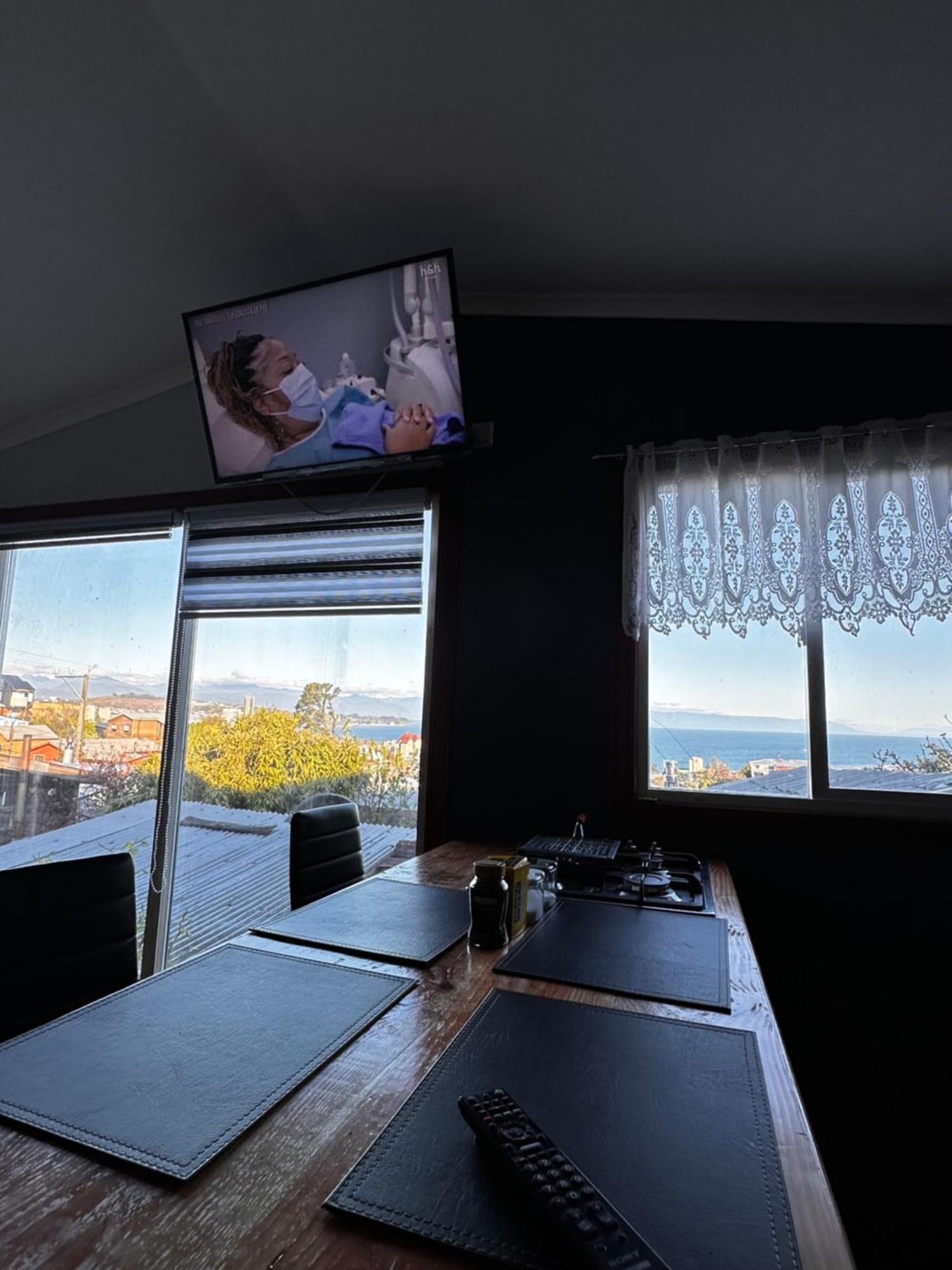 Hostal Y Cabanas Mirando Al Mar Puerto Montt Dış mekan fotoğraf