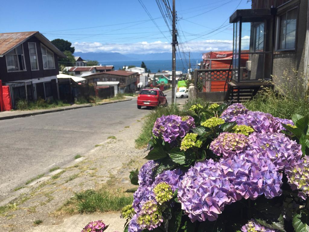 Hostal Y Cabanas Mirando Al Mar Puerto Montt Dış mekan fotoğraf