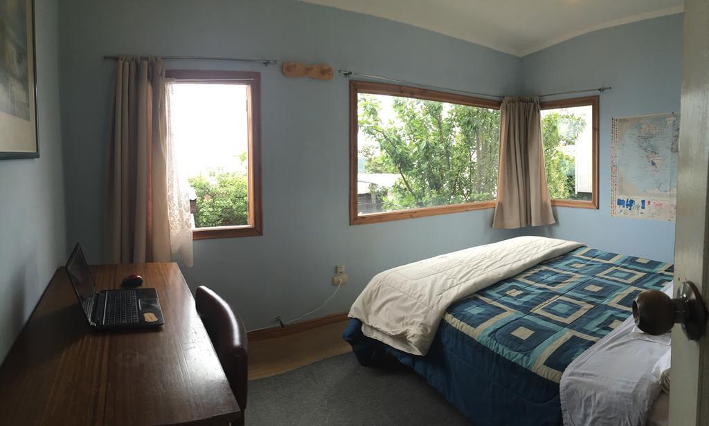 Hostal Y Cabanas Mirando Al Mar Puerto Montt Dış mekan fotoğraf